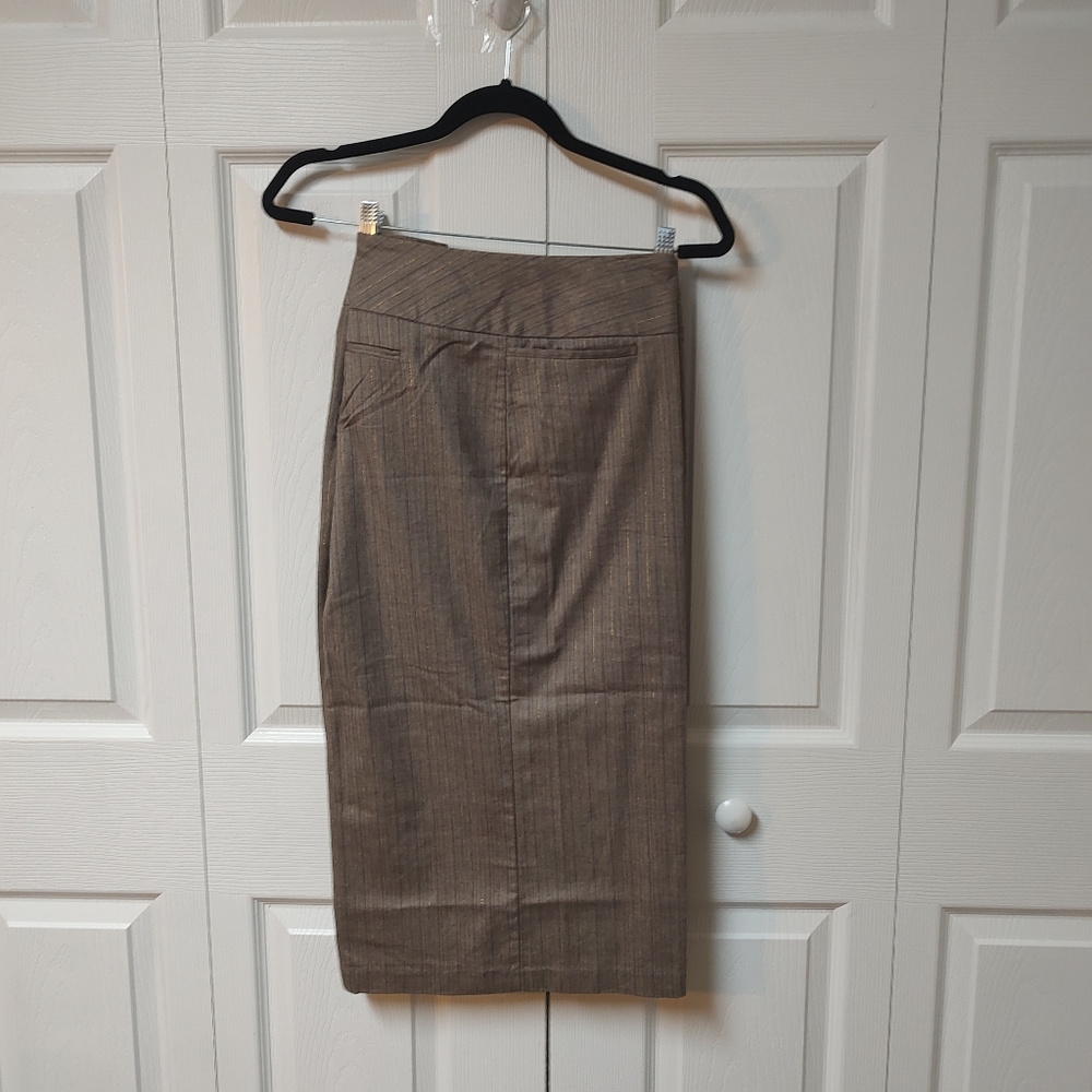Cato Mid Calf Dress Capri